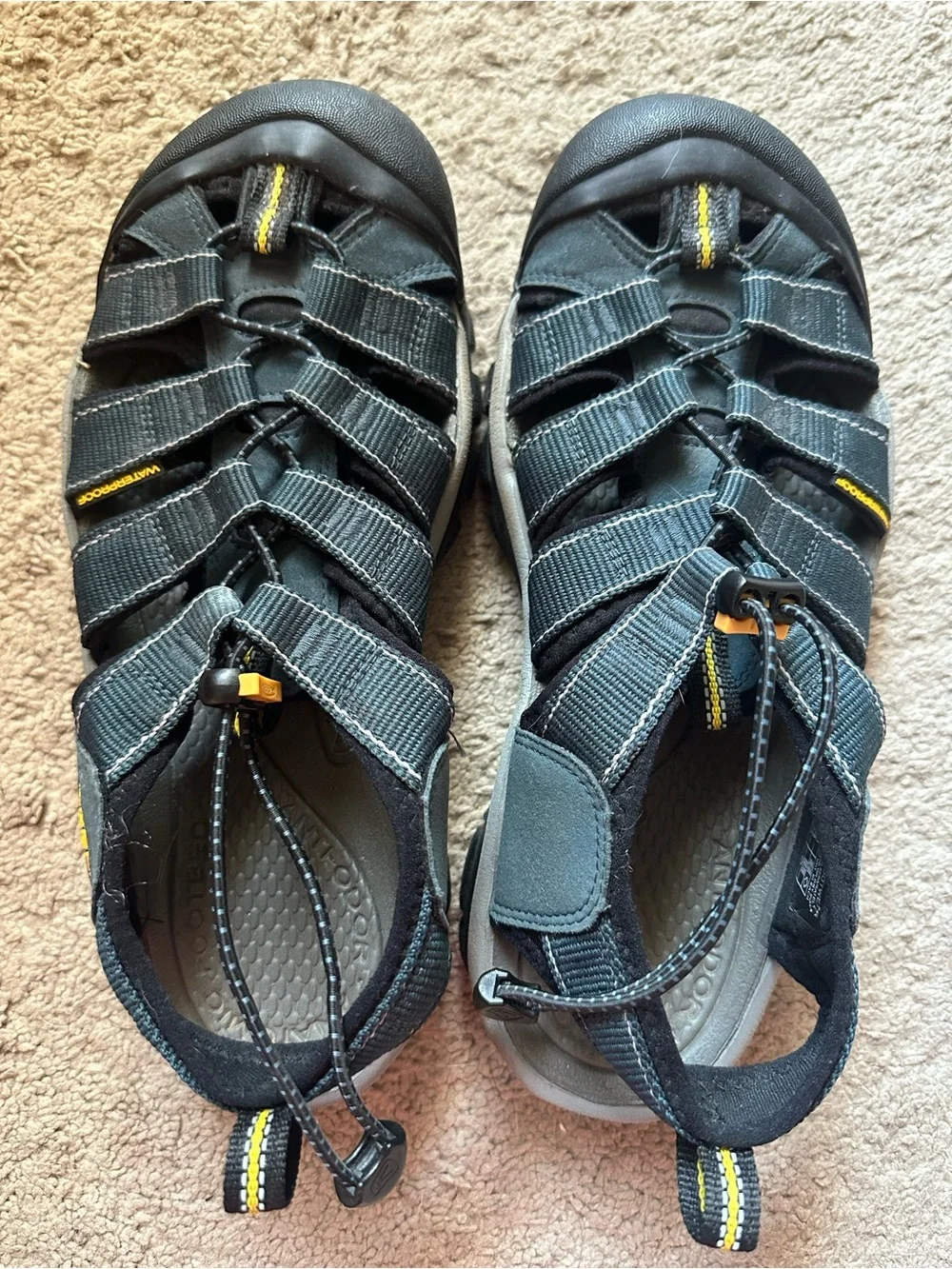 KEEN Men’s Size 8 (Approx. Women’s 10) Closed-Toe Hiking Water Sandals